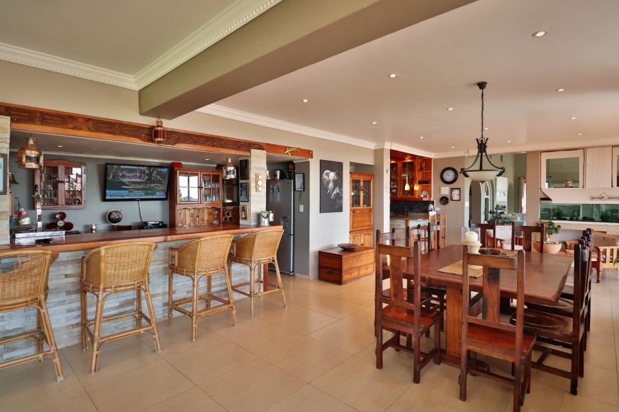 5 Bedroom Property for Sale in Southbroom KwaZulu-Natal