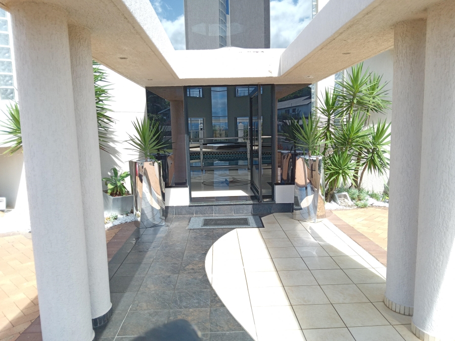 5 Bedroom Property for Sale in Oslo Beach KwaZulu-Natal