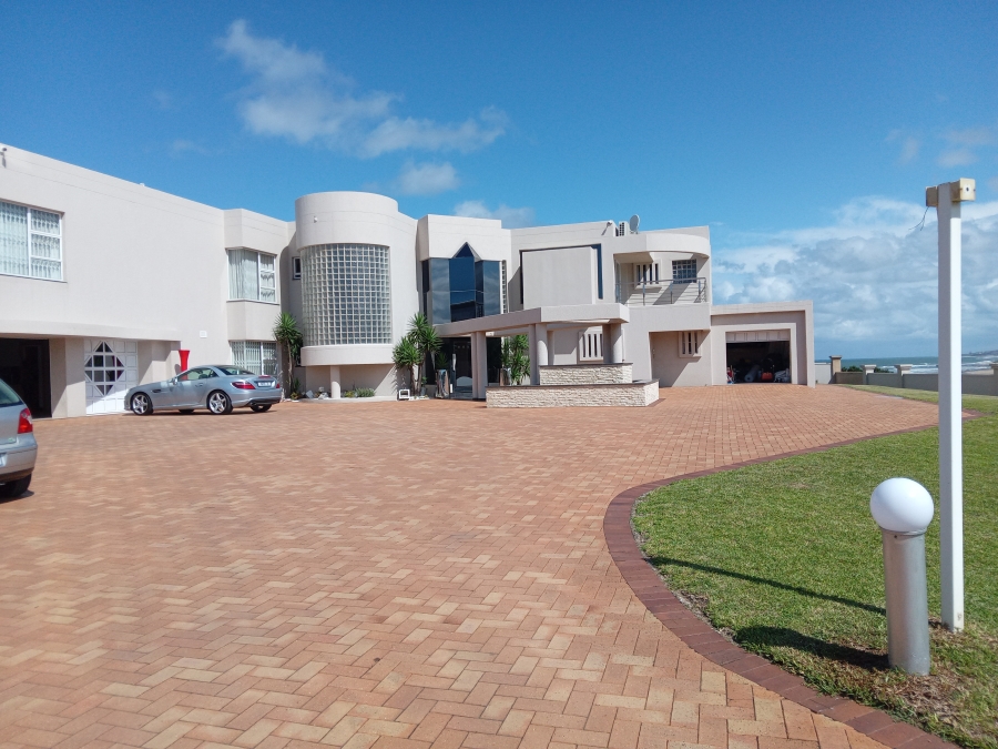 5 Bedroom Property for Sale in Oslo Beach KwaZulu-Natal