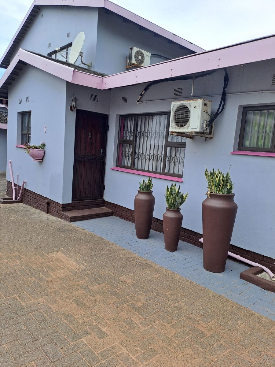 3 Bedroom Property for Sale in Uvongo Beach KwaZulu-Natal