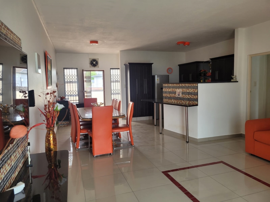 3 Bedroom Property for Sale in St Michaels On Sea KwaZulu-Natal