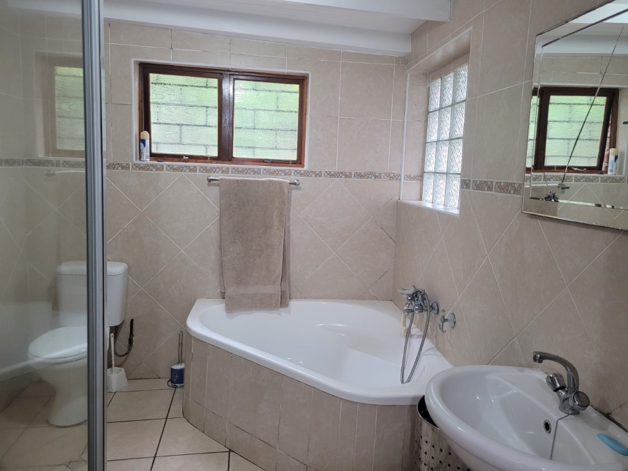 7 Bedroom Property for Sale in Trafalgar KwaZulu-Natal