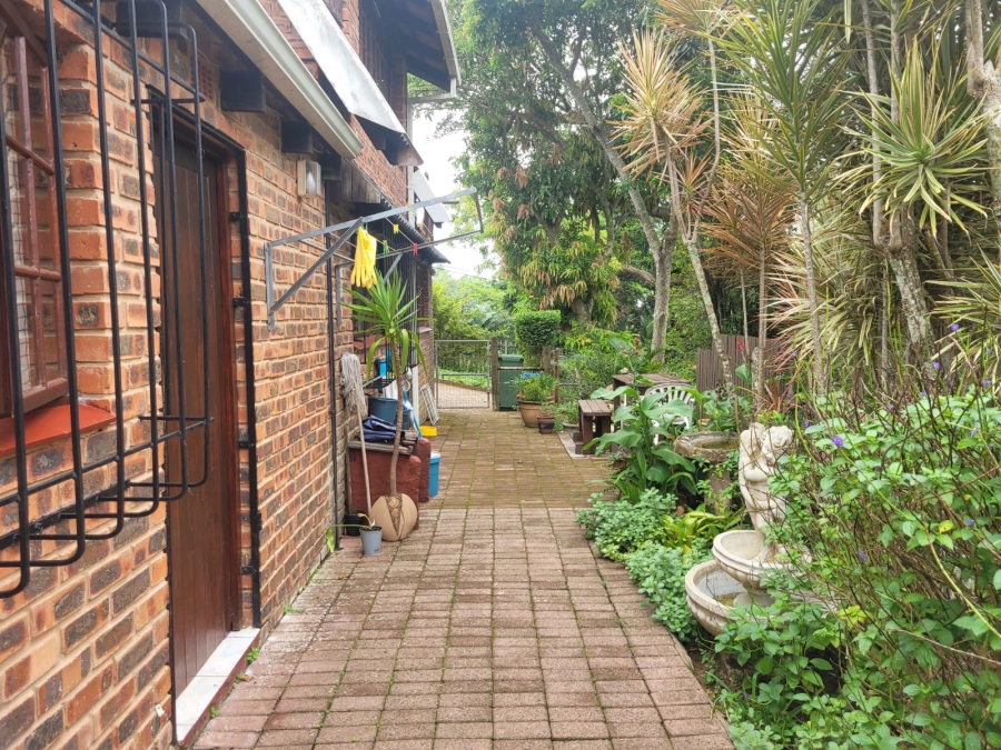 7 Bedroom Property for Sale in Trafalgar KwaZulu-Natal