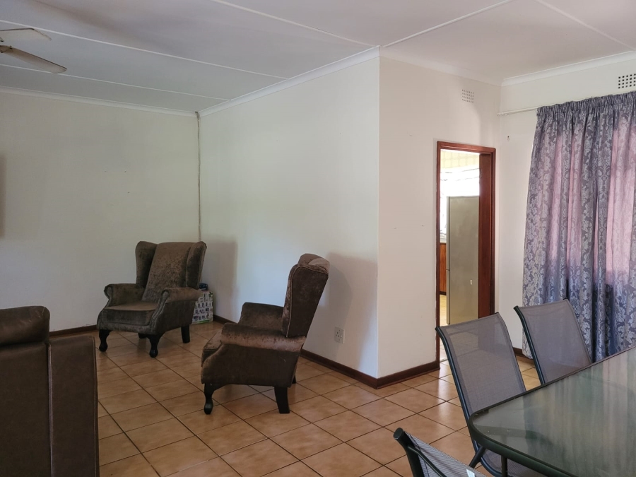 5 Bedroom Property for Sale in Shelly Beach KwaZulu-Natal