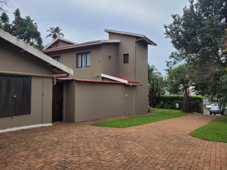 6 Bedroom Property for Sale in Marina Beach KwaZulu-Natal