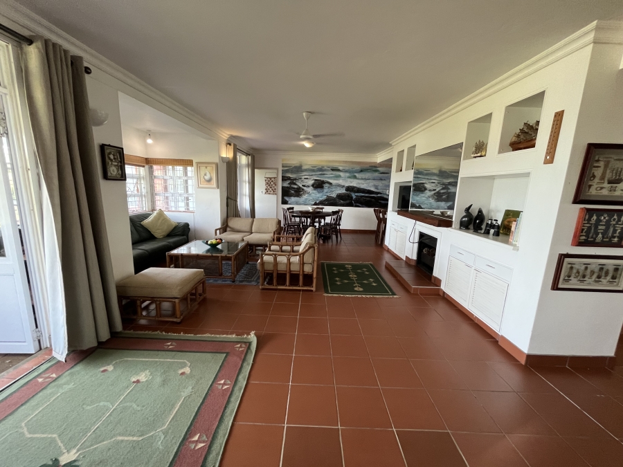 5 Bedroom Property for Sale in Port Edward KwaZulu-Natal