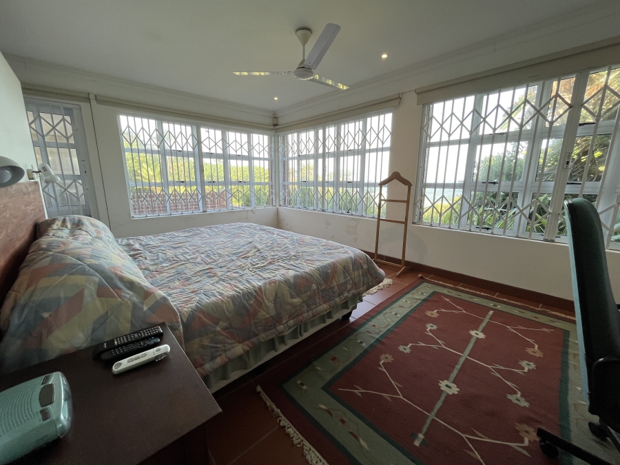 5 Bedroom Property for Sale in Port Edward KwaZulu-Natal