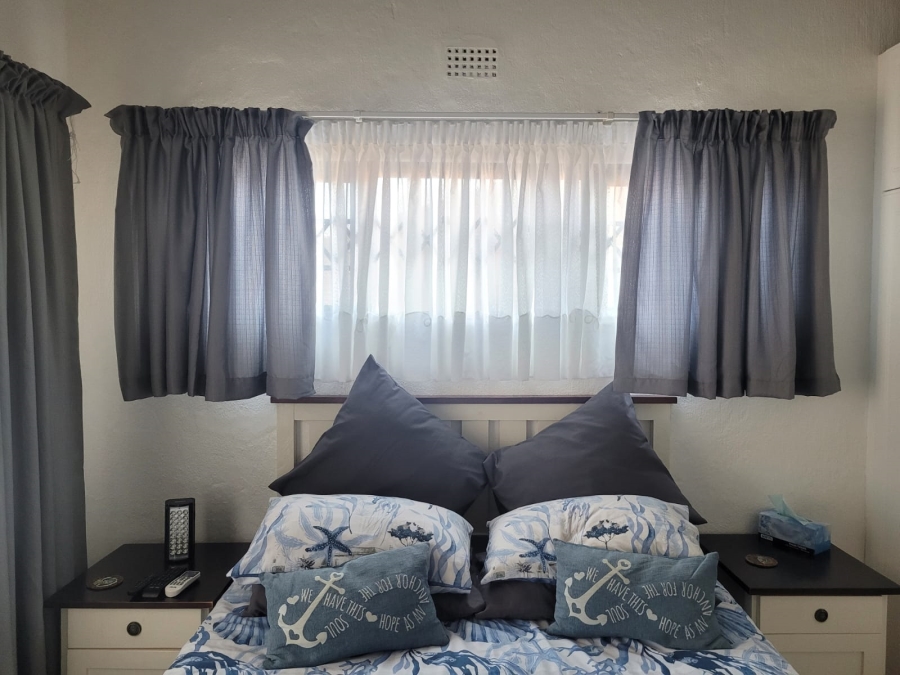 2 Bedroom Property for Sale in Manaba Beach KwaZulu-Natal