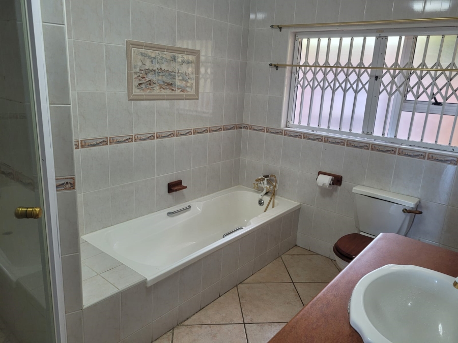 4 Bedroom Property for Sale in Bazley Beach KwaZulu-Natal