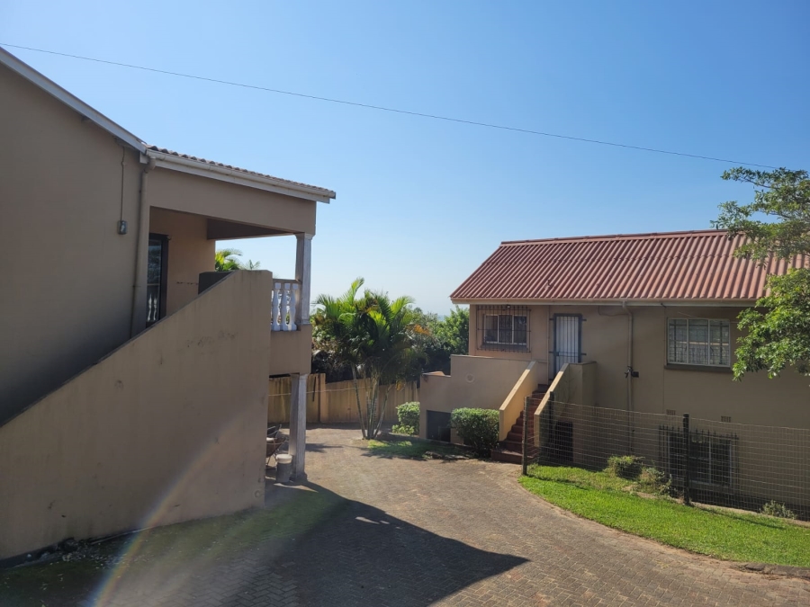 7 Bedroom Property for Sale in St Michaels On Sea KwaZulu-Natal