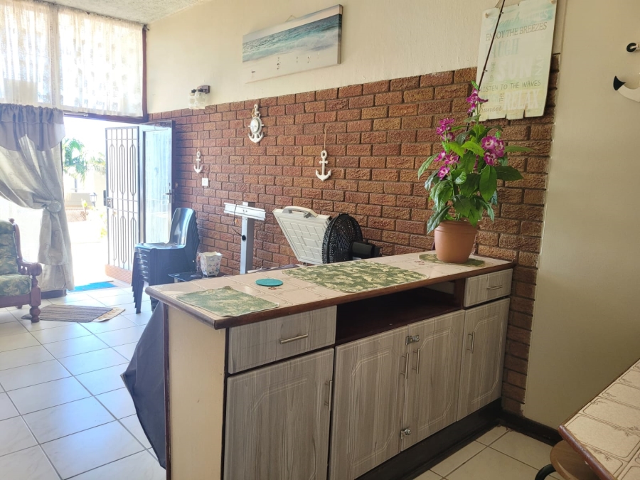 2 Bedroom Property for Sale in Margate KwaZulu-Natal