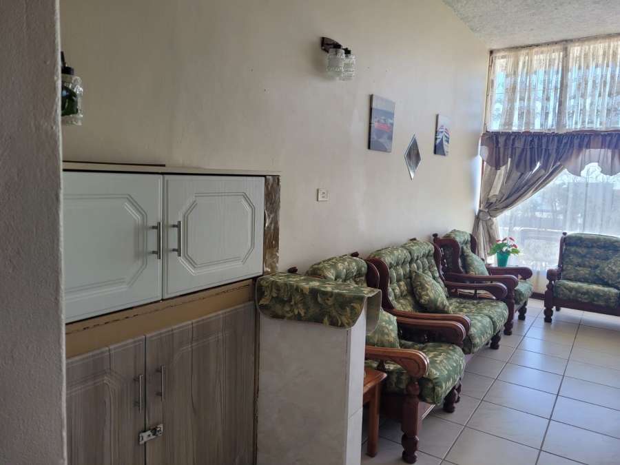 2 Bedroom Property for Sale in Margate KwaZulu-Natal