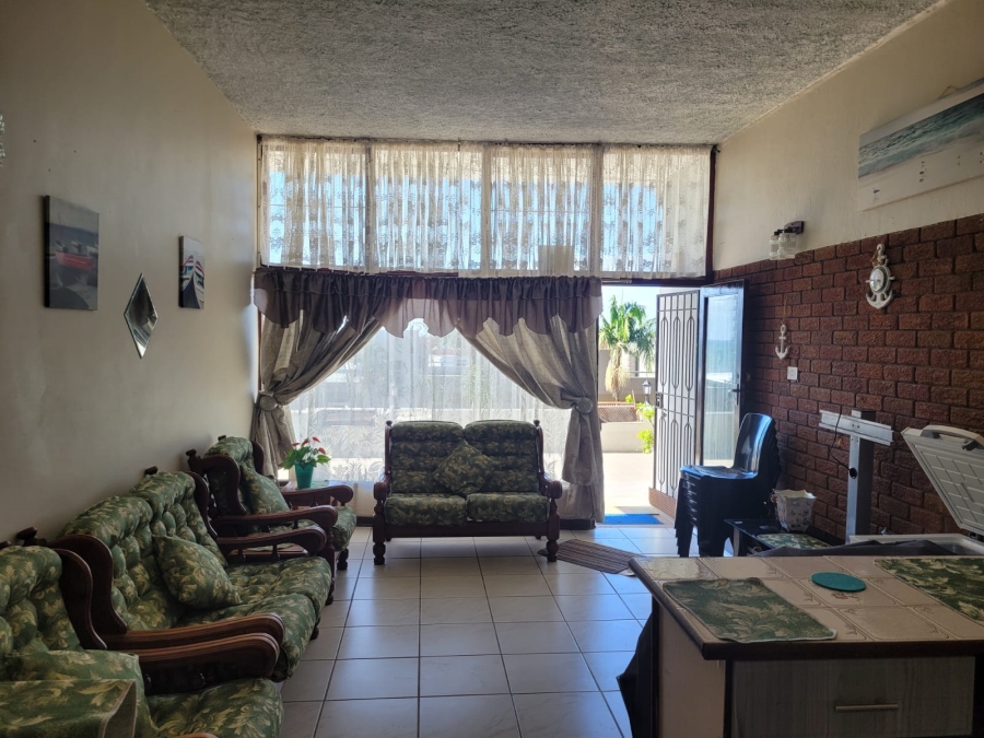 2 Bedroom Property for Sale in Margate KwaZulu-Natal