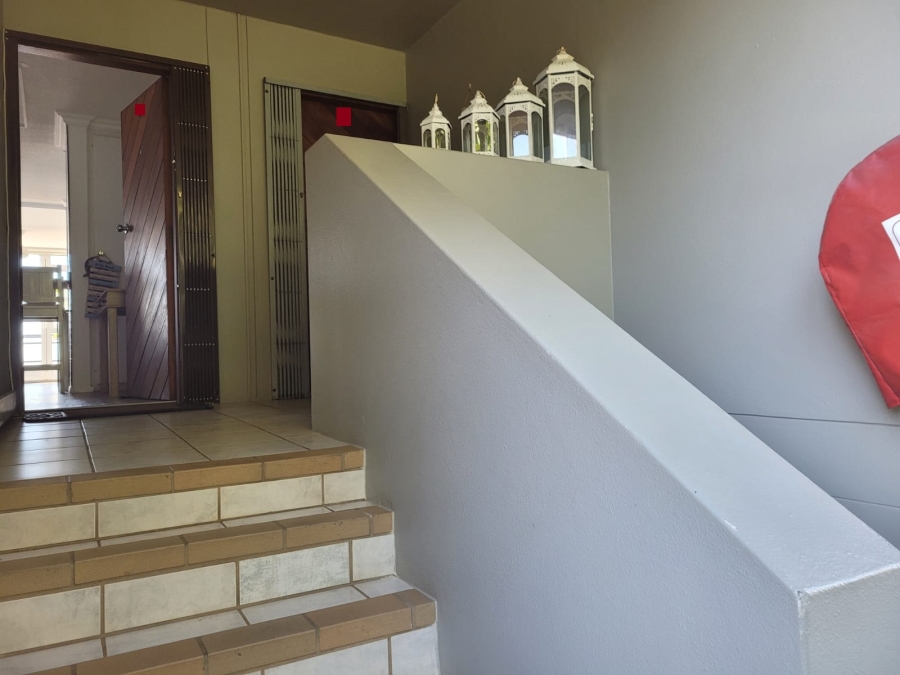 3 Bedroom Property for Sale in Manaba Beach KwaZulu-Natal