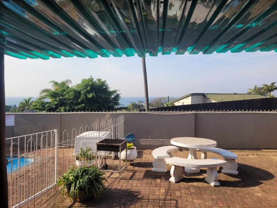 12 Bedroom Property for Sale in Margate KwaZulu-Natal