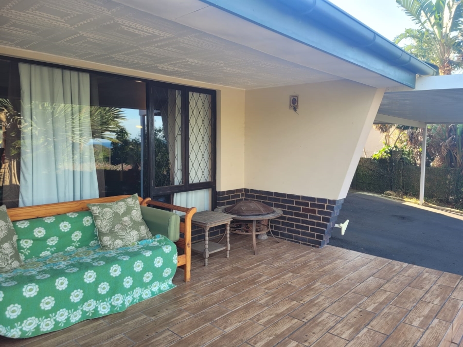 4 Bedroom Property for Sale in Uvongo Beach KwaZulu-Natal