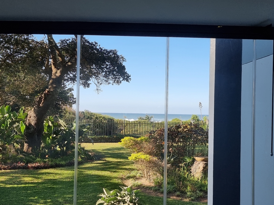 4 Bedroom Property for Sale in Manaba Beach KwaZulu-Natal