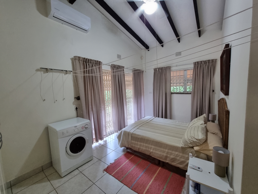 5 Bedroom Property for Sale in Margate KwaZulu-Natal