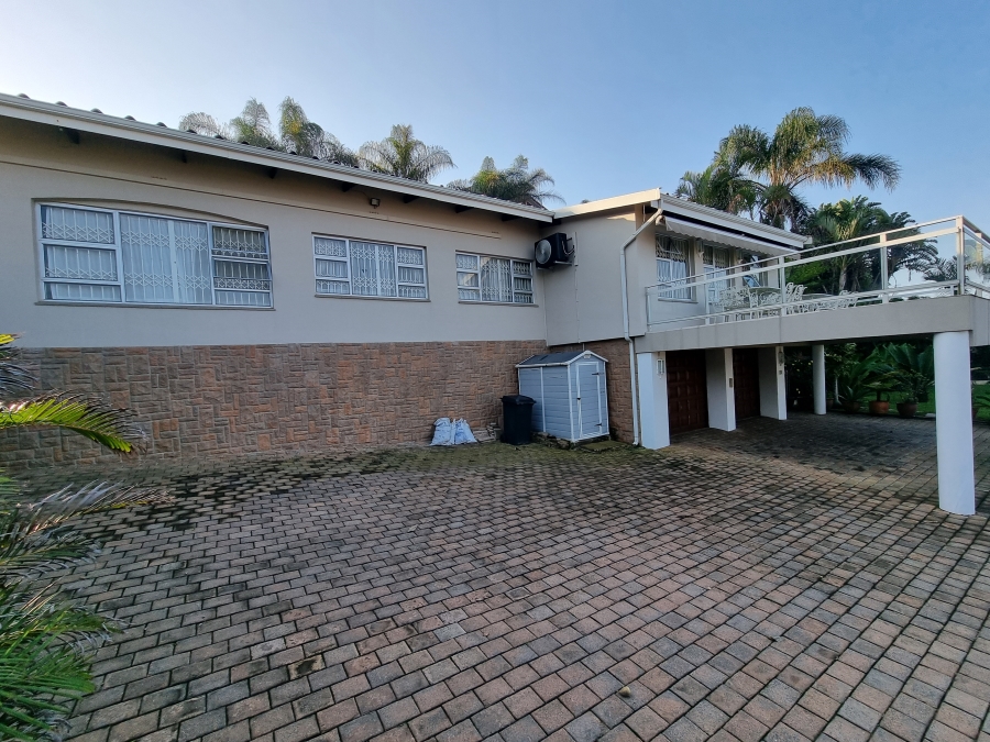 5 Bedroom Property for Sale in Margate KwaZulu-Natal