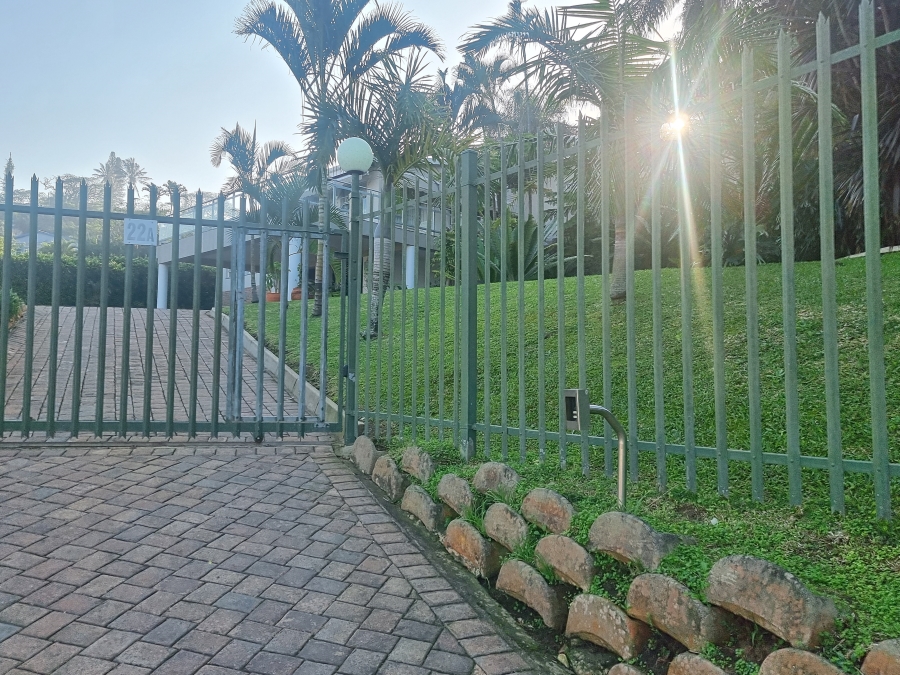 5 Bedroom Property for Sale in Margate KwaZulu-Natal