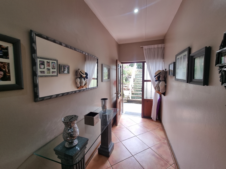 3 Bedroom Property for Sale in Uvongo KwaZulu-Natal