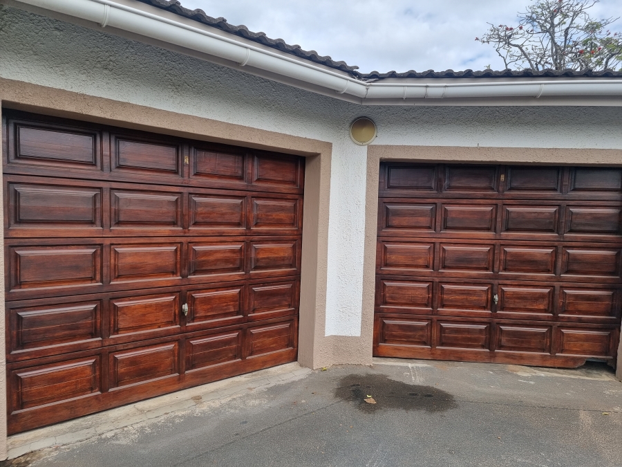 3 Bedroom Property for Sale in Uvongo KwaZulu-Natal