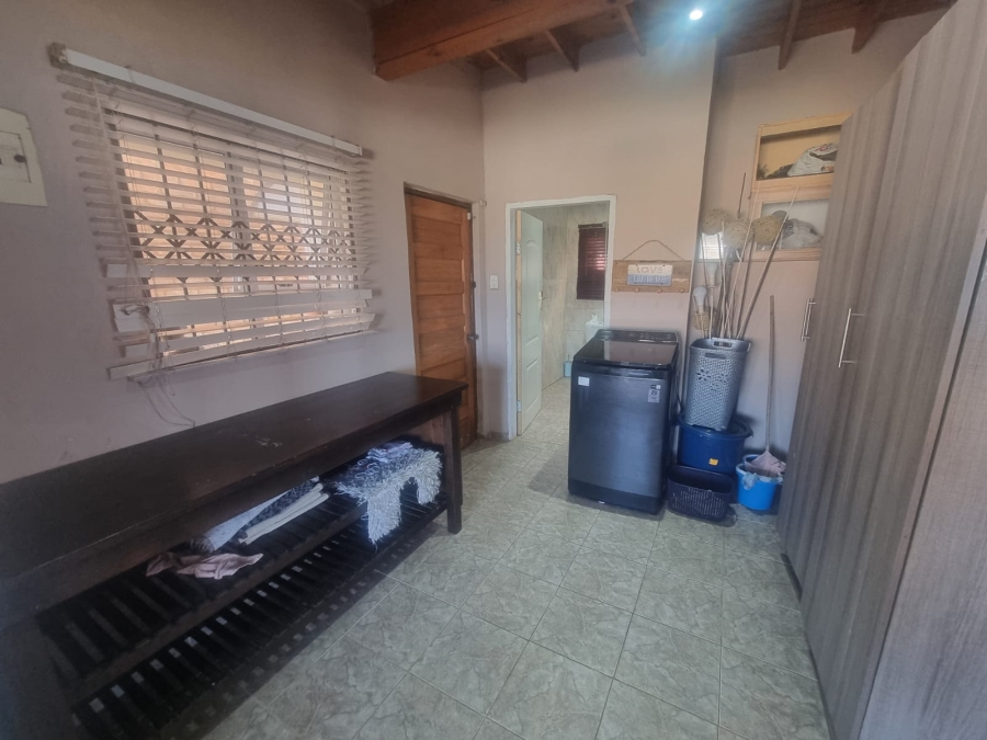 3 Bedroom Property for Sale in Hibberdene KwaZulu-Natal