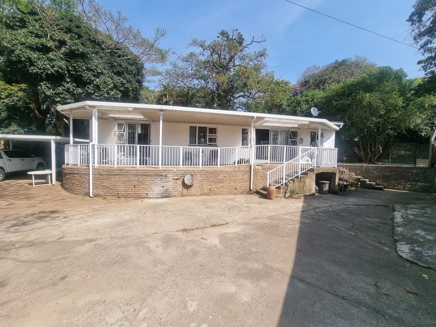 4 Bedroom Property for Sale in Umtentweni KwaZulu-Natal