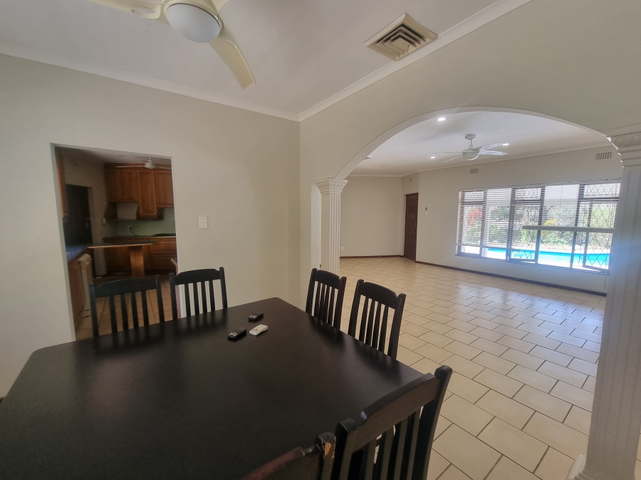 4 Bedroom Property for Sale in Umtentweni KwaZulu-Natal