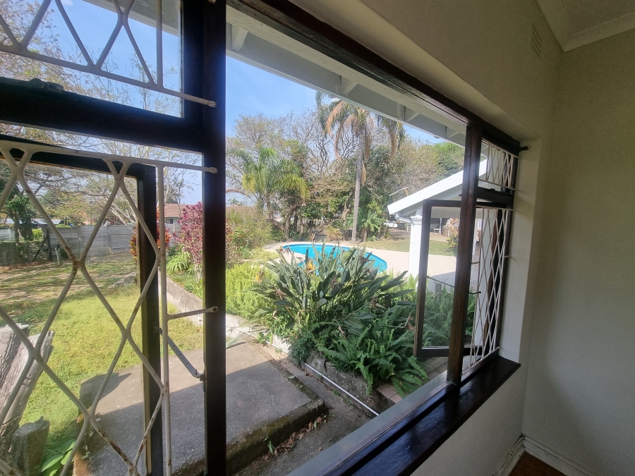 4 Bedroom Property for Sale in Umtentweni KwaZulu-Natal