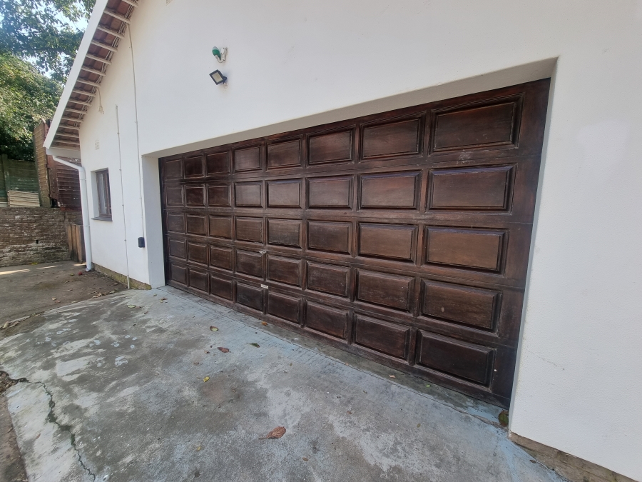 4 Bedroom Property for Sale in Umtentweni KwaZulu-Natal