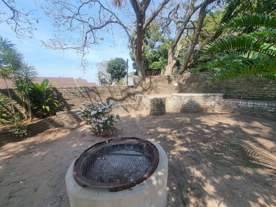 4 Bedroom Property for Sale in Umtentweni KwaZulu-Natal