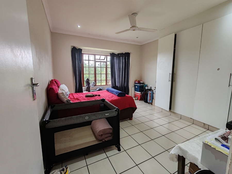 2 Bedroom Property for Sale in Uvongo KwaZulu-Natal