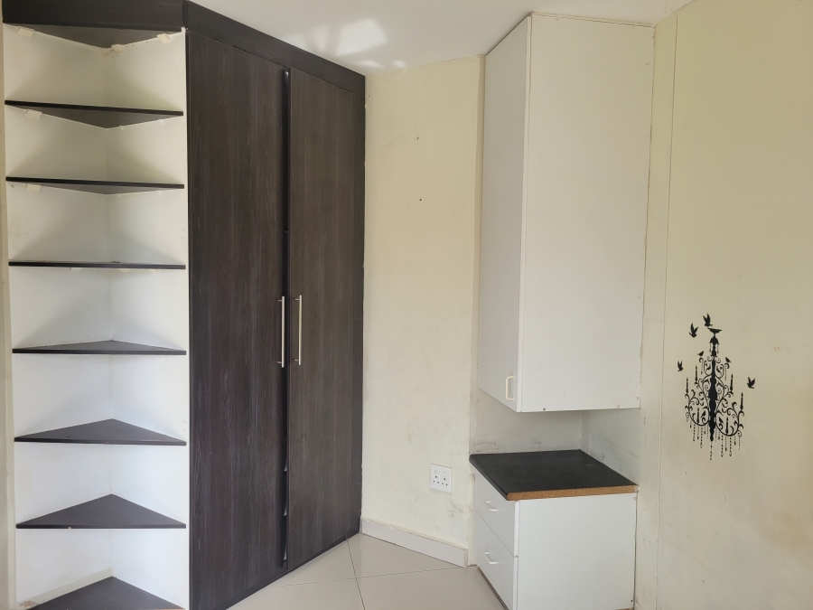 2 Bedroom Property for Sale in Uvongo Beach KwaZulu-Natal