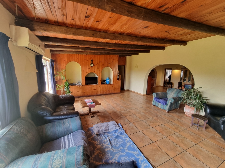 5 Bedroom Property for Sale in Marina Beach KwaZulu-Natal