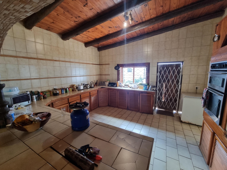 5 Bedroom Property for Sale in Marina Beach KwaZulu-Natal