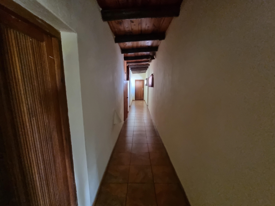 5 Bedroom Property for Sale in Marina Beach KwaZulu-Natal