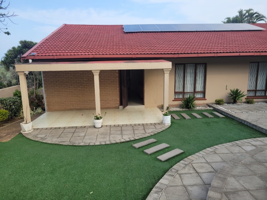 4 Bedroom Property for Sale in Uvongo KwaZulu-Natal