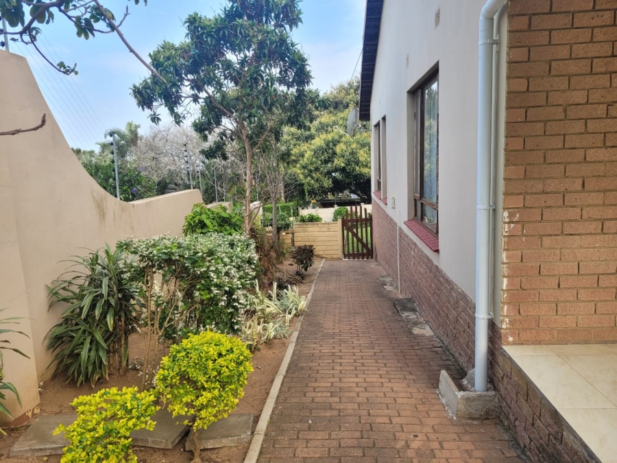 4 Bedroom Property for Sale in Uvongo KwaZulu-Natal