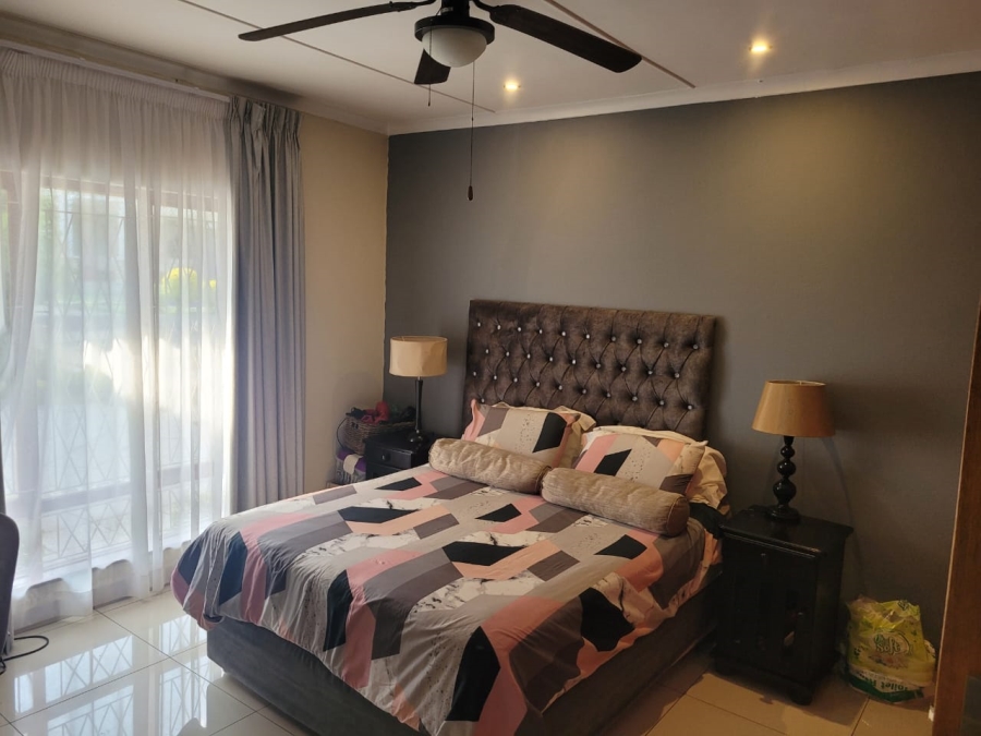 4 Bedroom Property for Sale in Uvongo KwaZulu-Natal