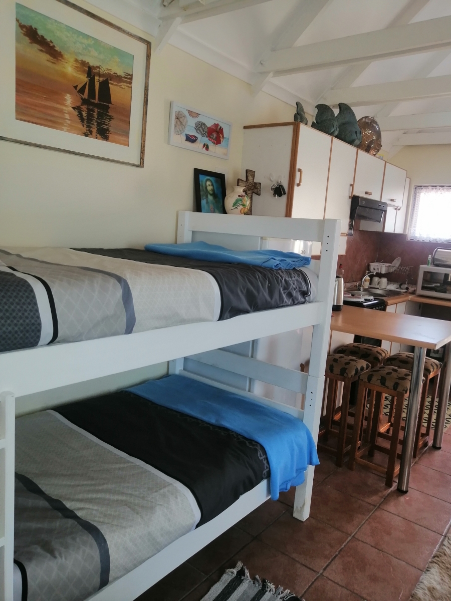 1 Bedroom Property for Sale in Uvongo Beach KwaZulu-Natal