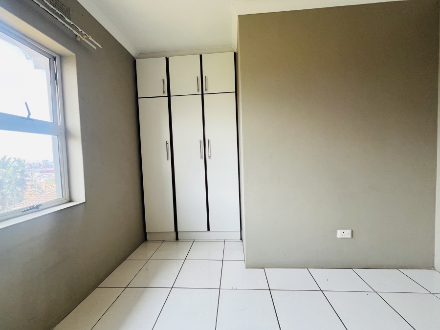 To Let 3 Bedroom Property for Rent in Bluff KwaZulu-Natal