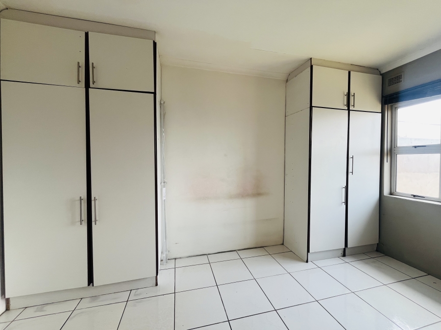 To Let 3 Bedroom Property for Rent in Bluff KwaZulu-Natal