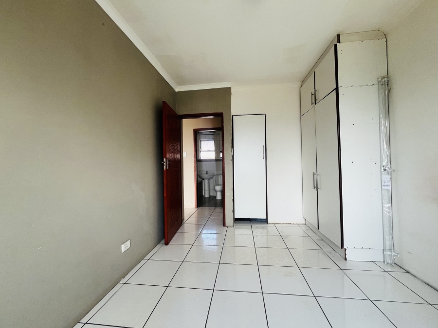 To Let 3 Bedroom Property for Rent in Bluff KwaZulu-Natal