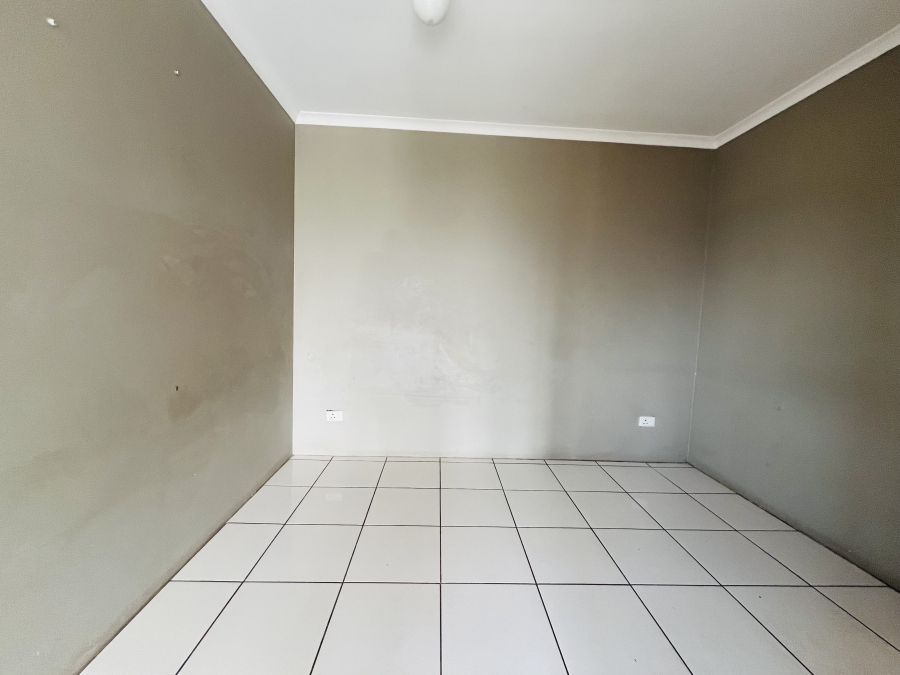 To Let 3 Bedroom Property for Rent in Bluff KwaZulu-Natal