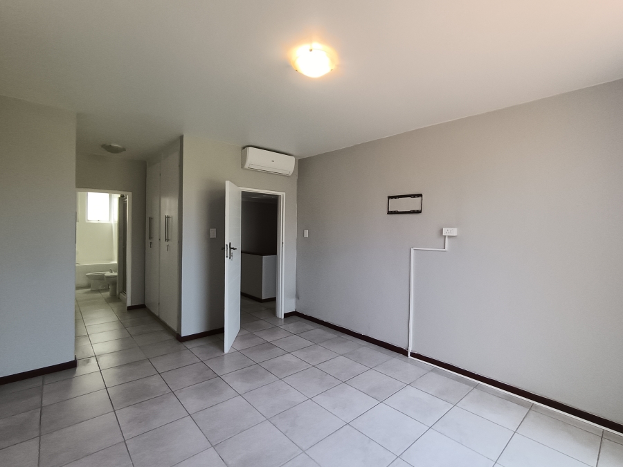 To Let 3 Bedroom Property for Rent in Umhlanga KwaZulu-Natal