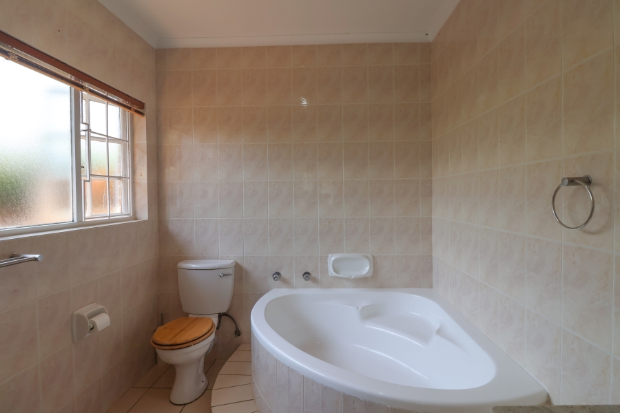 3 Bedroom Property for Sale in Hillcrest Central KwaZulu-Natal