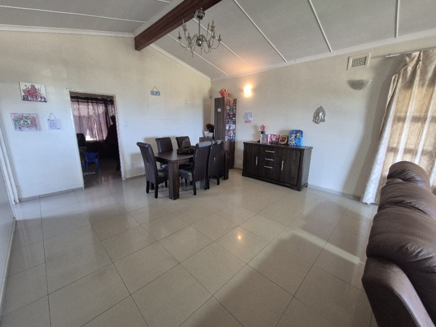 3 Bedroom Property for Sale in Oslo Beach KwaZulu-Natal