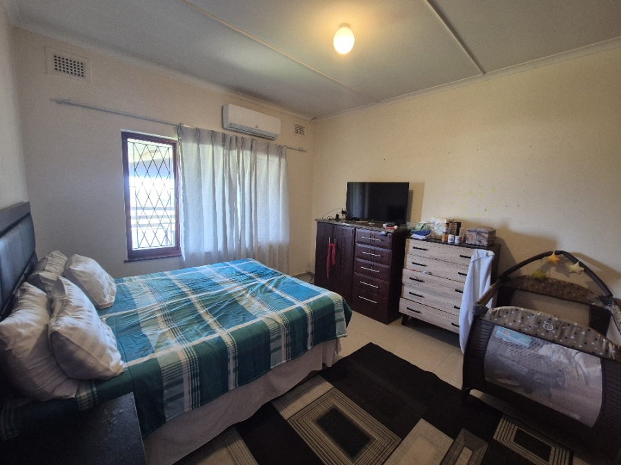 3 Bedroom Property for Sale in Oslo Beach KwaZulu-Natal