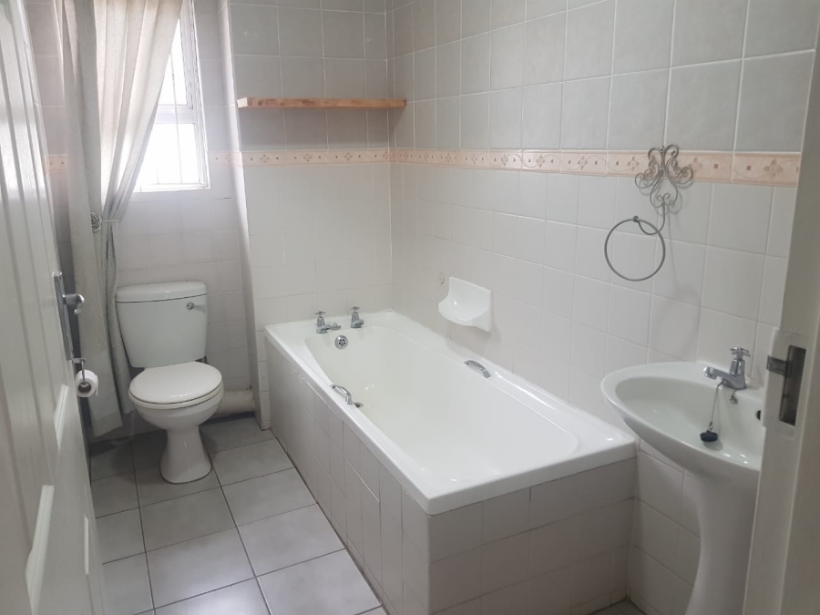 To Let 3 Bedroom Property for Rent in Westridge KwaZulu-Natal